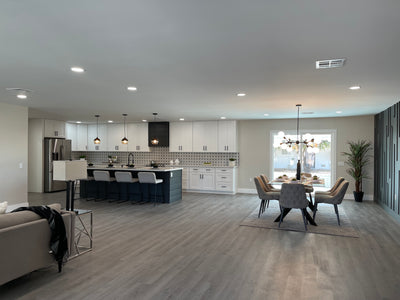 Vinyl plank and laminate flooring installation